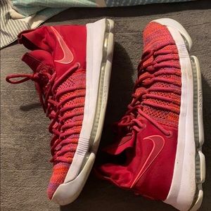 Nike Basketball KD 10 shoes